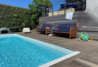 VILLA FACE MER Sur la c  te sauvage has Balcony rooms