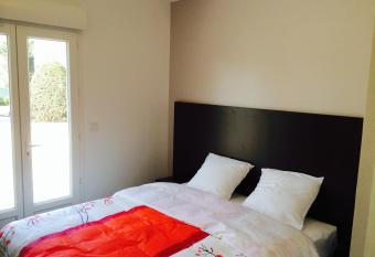 Hotel Rythme allows 18 year olds to book a room