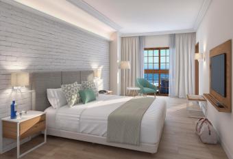 AluaSoul Orotava Valley - Adults Only allows 18 year olds to book a room