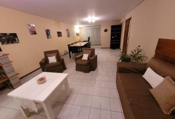 Arizu grande y c  modo allows 18 year olds to book a room