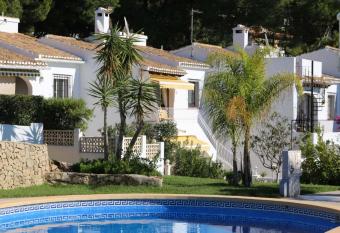 Casa eucalyptus moraira has Balcony rooms