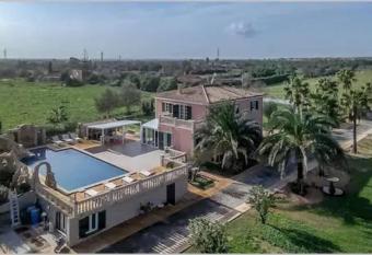 Villa Antelo Apto 2 has Balcony rooms