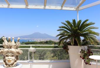 Hotel Paradiso has Balcony rooms