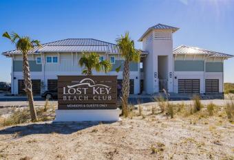 Once Upon A Tide has Balcony rooms