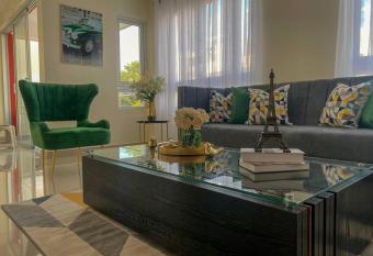 Gamm4-LUJOSO APARTAMENTO CON ESTILO CONTEMPOR  NEO has Balcony rooms