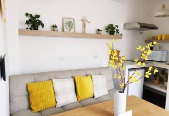 Immaculate apartment G1 allows 18 year olds to book a room