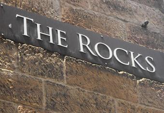 Kent Terrace has Balcony rooms