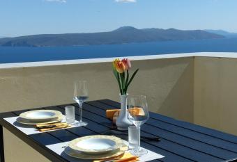 House 1 for holidays villagge Obr  ,Mo    eni  ka Draga,Riviera Opatija has Balcony rooms