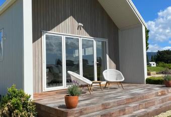 Te Ataahua Guesthouse allows 18 year olds to book a room