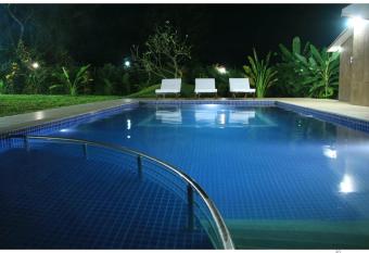 Happy Villa has Balcony rooms