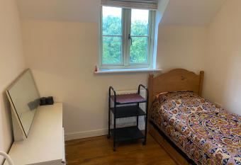 Cotswolds house allows 18 year olds to book a room