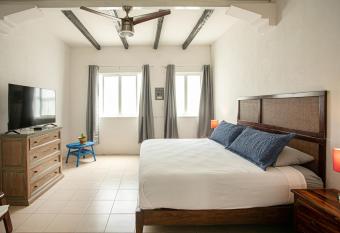 Casitas Miramar Puerto Vallarta Malec  n allows 18 year olds to book a room