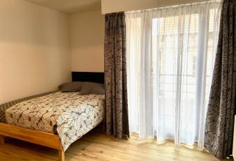 Studio le pied de B  uf has Balcony rooms