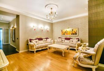 VIP Apartment On Nizami Street has Smoking/Balcony rooms