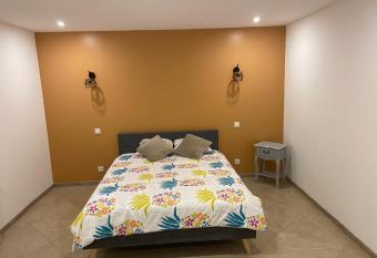 Appartement T3 dans une villa neuf has Balcony rooms