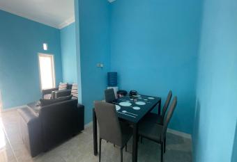 VILLA BIKERS allows 18 year olds to book a room