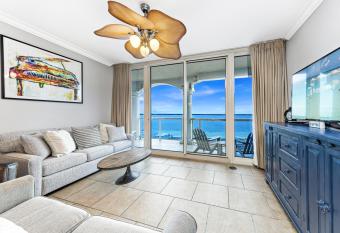 5 Portofino 1106 at Pensacola Beach has Balcony rooms