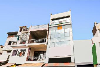 Hotel Radhey Inn By WB Inn allows 18 year olds to book a room