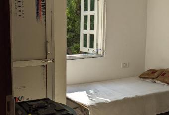 Sand dunes home allows 18 year olds to book a room