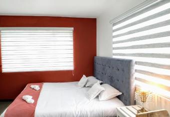 ApartaSuites Bogota ROMANNOTI has Balcony rooms