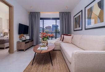 Apartament Paseo has Balcony rooms