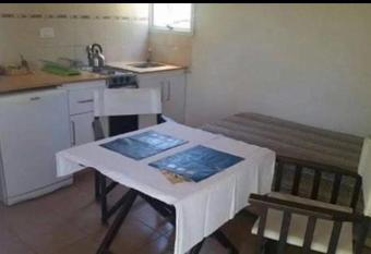 El Encuentro has Balcony rooms