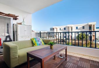 Precioso Piso cerca de la Playa has Balcony rooms