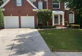 Knolwood lakes very nice home to relax with friends and family for vacation has Balcony rooms