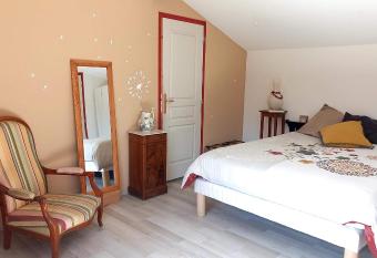 Chambre d h  te de caract  re has Balcony rooms