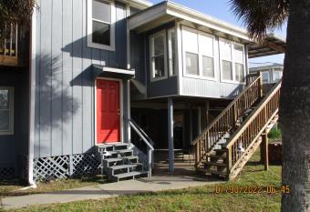 150 King Fisher Rd. has Balcony rooms