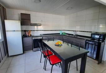 Departamento Godoy Cruz has Balcony rooms