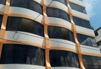 suit atacames MODEL has rooms with a private hot tub