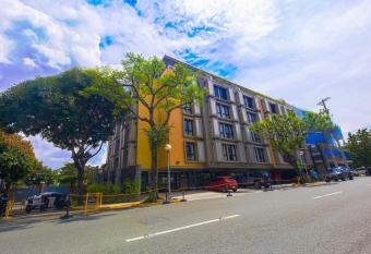 Super OYO Capital O 907 Ceo Flats allows 18 year olds to book a room