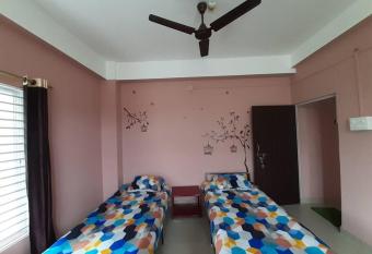 Tokari Home Stay has Balcony rooms