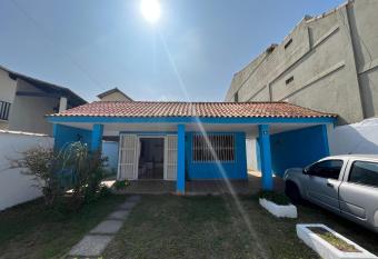 Casa Praia Arraial has Smoking/Balcony rooms