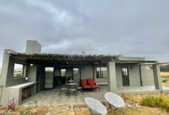 Living The Breede - Inhoek Farm Gatehouse has Balcony rooms