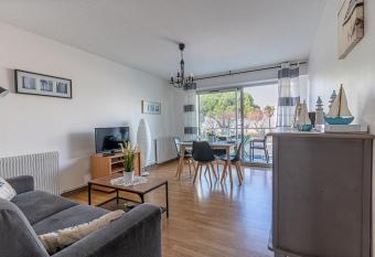 Appartement vue mer Arcachon has Balcony rooms