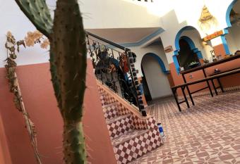 Royal Surf House has Balcony rooms