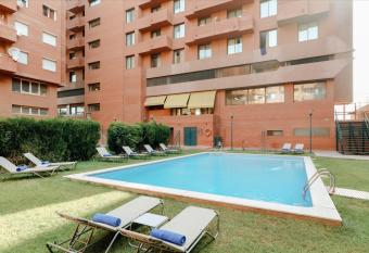 Hesperia Sant Joan allows 18 year olds to book a room