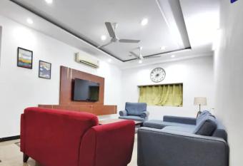 3 bhk in Gachibowli, near AIG, Gopichand Academy, ISB, Delloite, Amazon has Balcony rooms