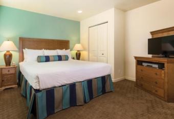 One Bedroom Villas Condo Hotel style resort has Balcony rooms