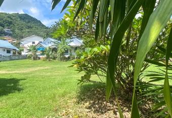 Karon House 15C has Balcony rooms