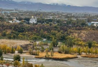Comfort      Lake town has Balcony rooms