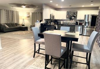 Private Room in a Shared Home, Free Parking, Near Stadium & Campus has Balcony rooms