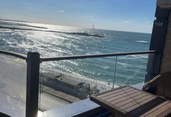 Lovely apartment sea view has Balcony rooms