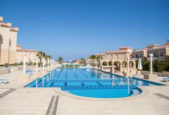 selena bay has rooms with a private hot tub