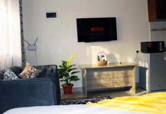 Nyali King s Suite allows 18 year olds to book a room