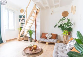 La maison boh  me has Balcony rooms