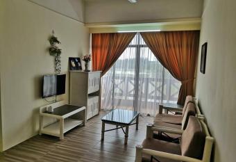 Hotel Kota Melaka - Mahkota has Balcony rooms