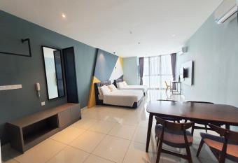 PJ Atria Sofo by SkyLimit Suites allows 18 year olds to book a room